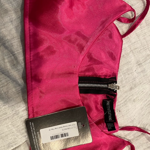 Pink satin like scoop neck crop top - Picture 4 of 4